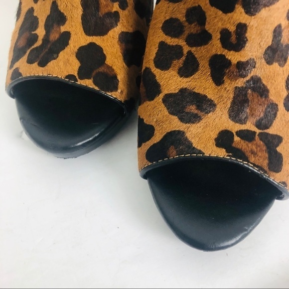 Banana‎ republic calf hair  leopard print 7… - Picture 6 of 10